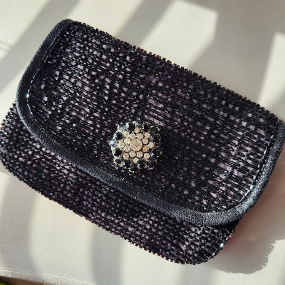 Beaded Black Clutch Small Bag ~ Contemporary & Vintage Vibe ~ Date Night ~ Fancy - Picture 4 of 16